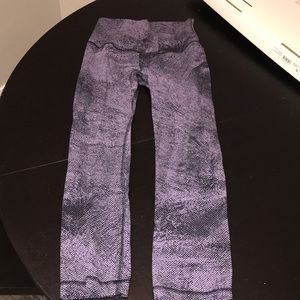 Lululemon align crops!